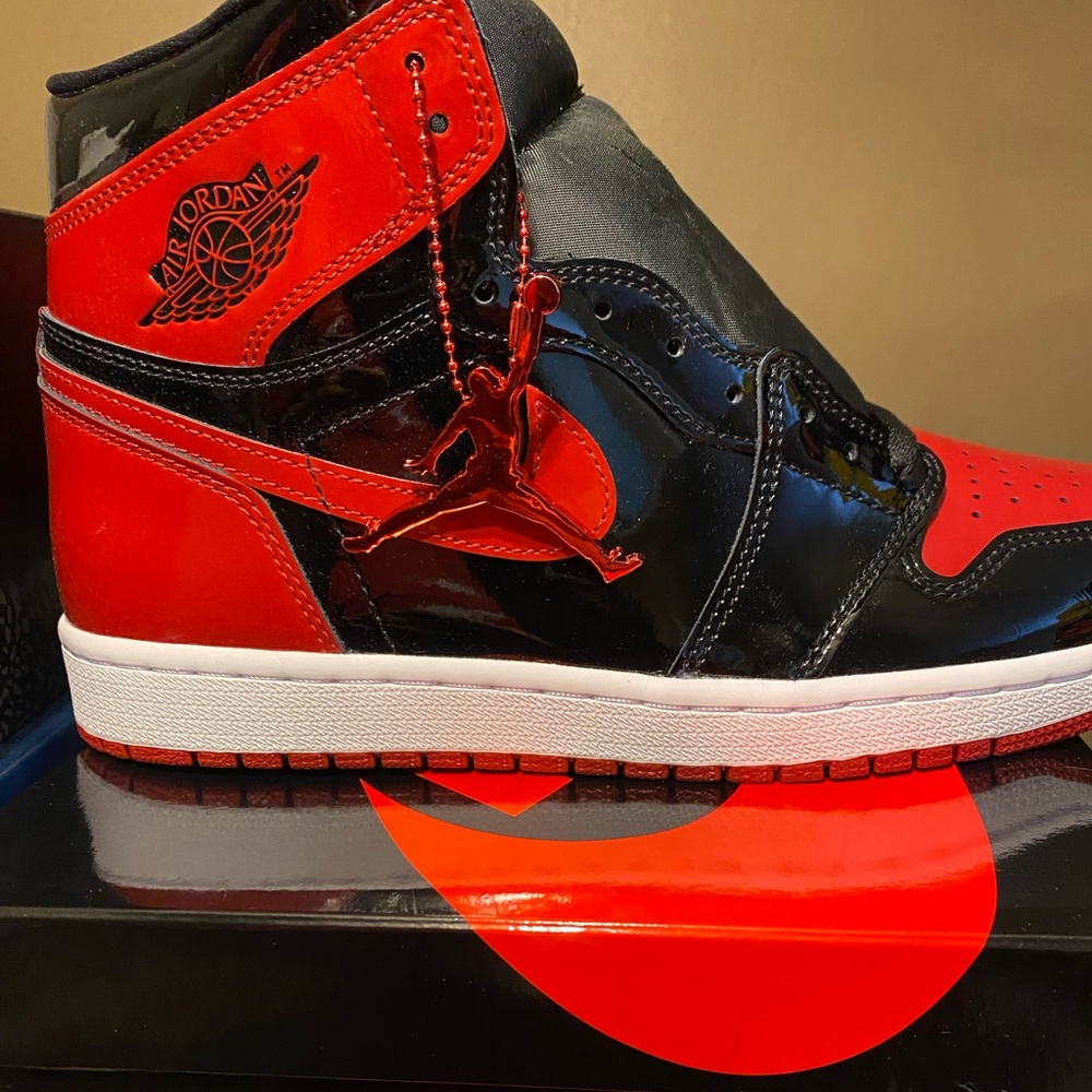 Jordan 1 high patent bred